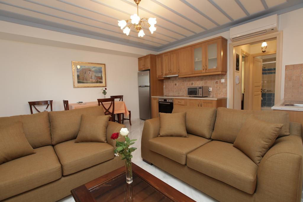 Avgerinos Hotel Kampochora  Pokoj fotografie