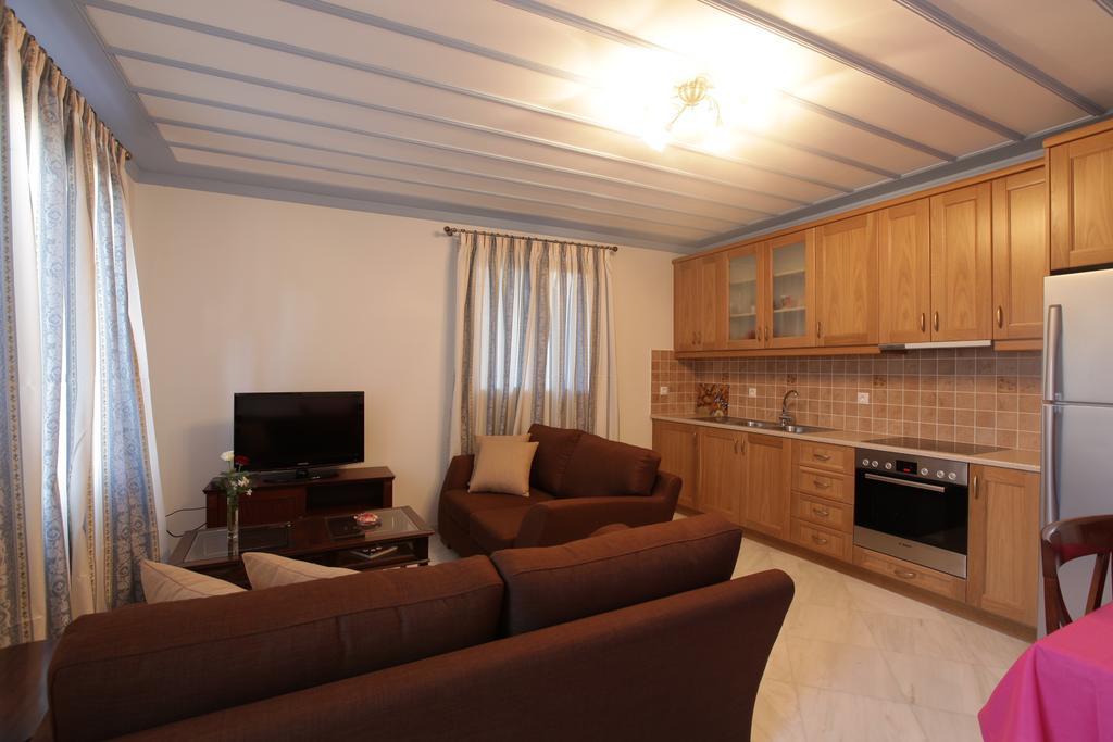 Avgerinos Hotel Kampochora  Pokoj fotografie